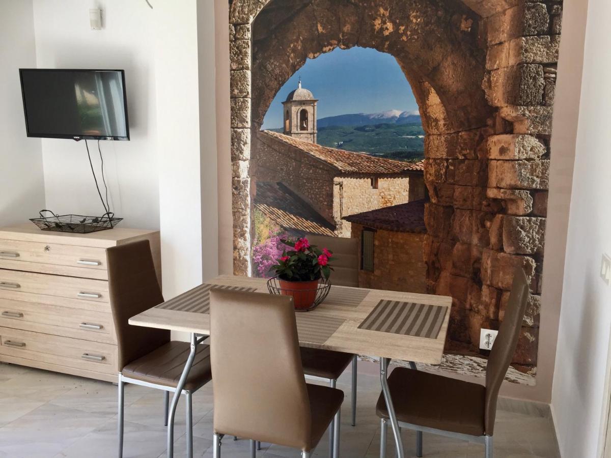 Bay View Apartments Petrovac Exterior photo