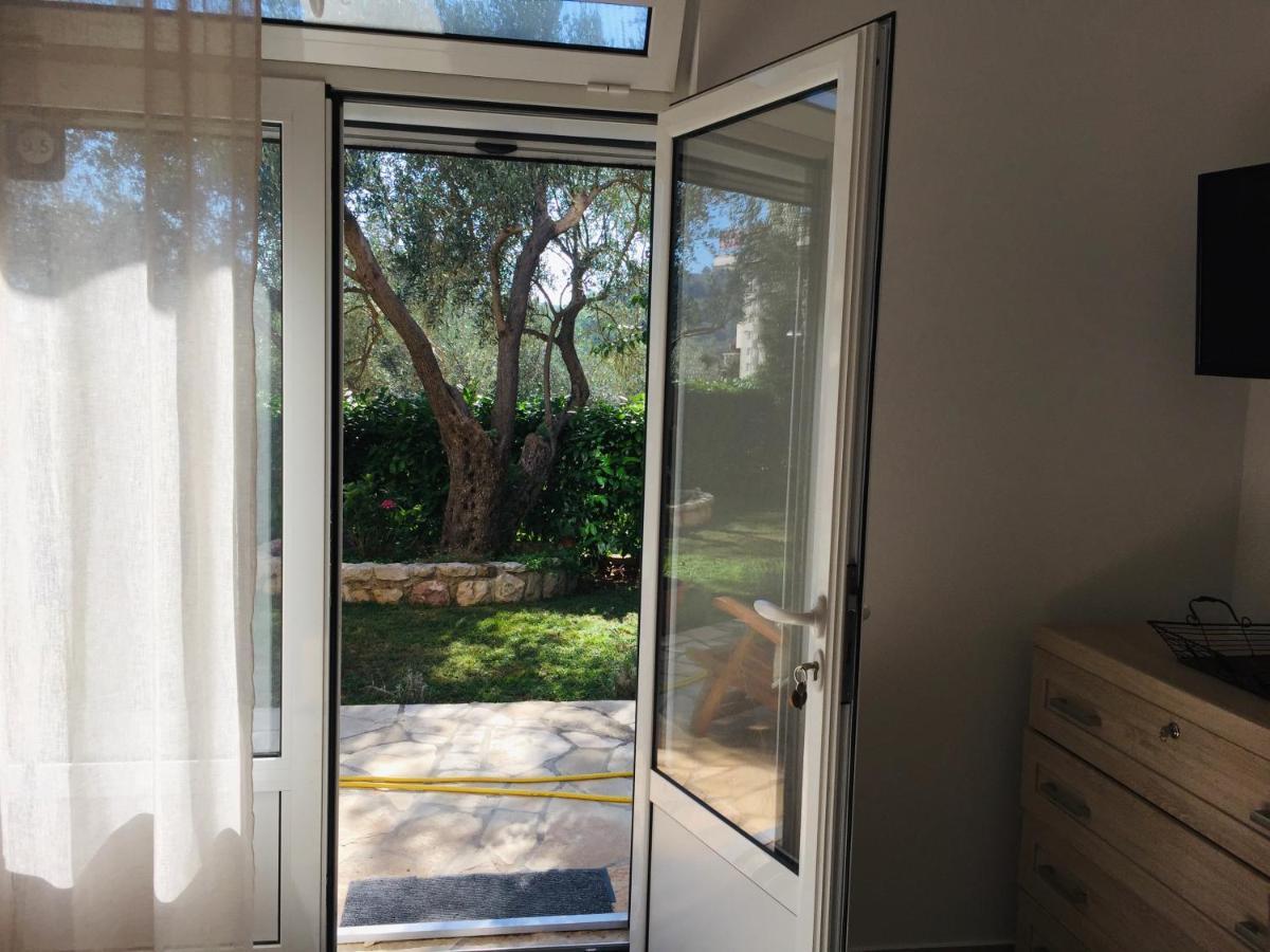 Bay View Apartments Petrovac Room photo