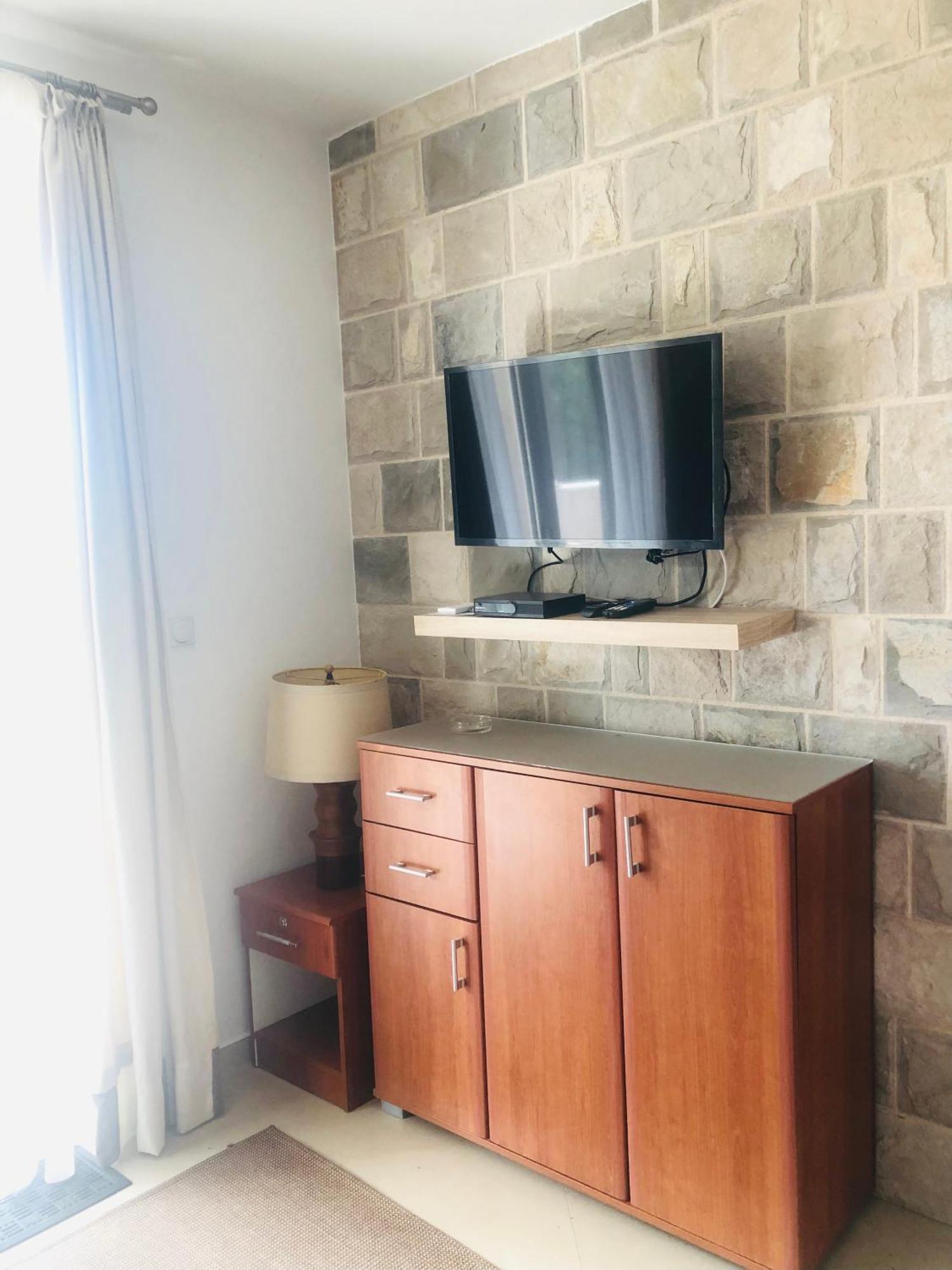 Bay View Apartments Petrovac Room photo